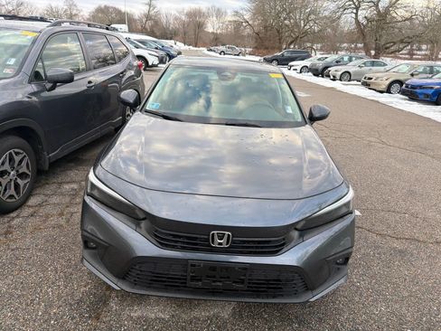 Used 2023 Honda Civic Touring image 6