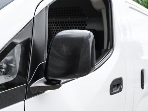 Used 2020 Nissan NV200 S image 37