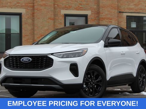 New 2026 Ford Escape Active w/ Cold Weather Package FWD image 4