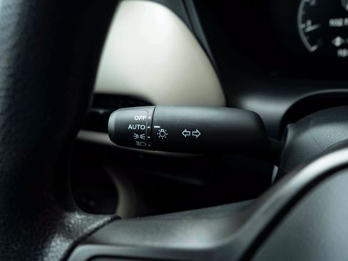 Certified 2026 Honda HR-V LX image 22