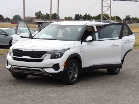 Used 2022 Kia Seltos LX AWD/4WD image 23