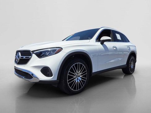Certified 2026 Mercedes-Benz GLC 300 image 8