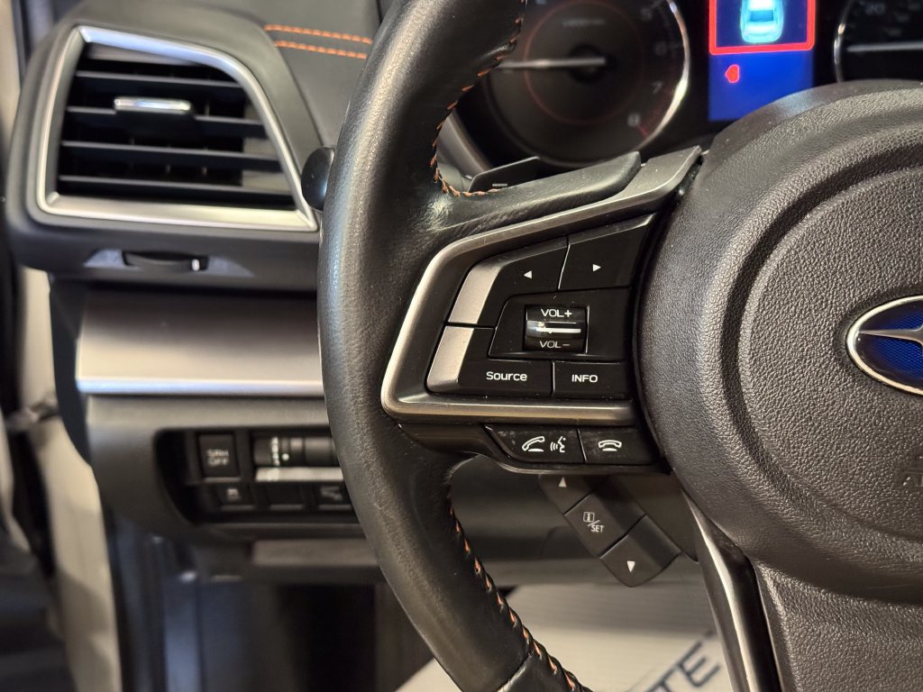 Used 2019 Subaru Crosstrek 2.0i Limited w/ Moonroof Package w/Navigation AWD/4WD image 11