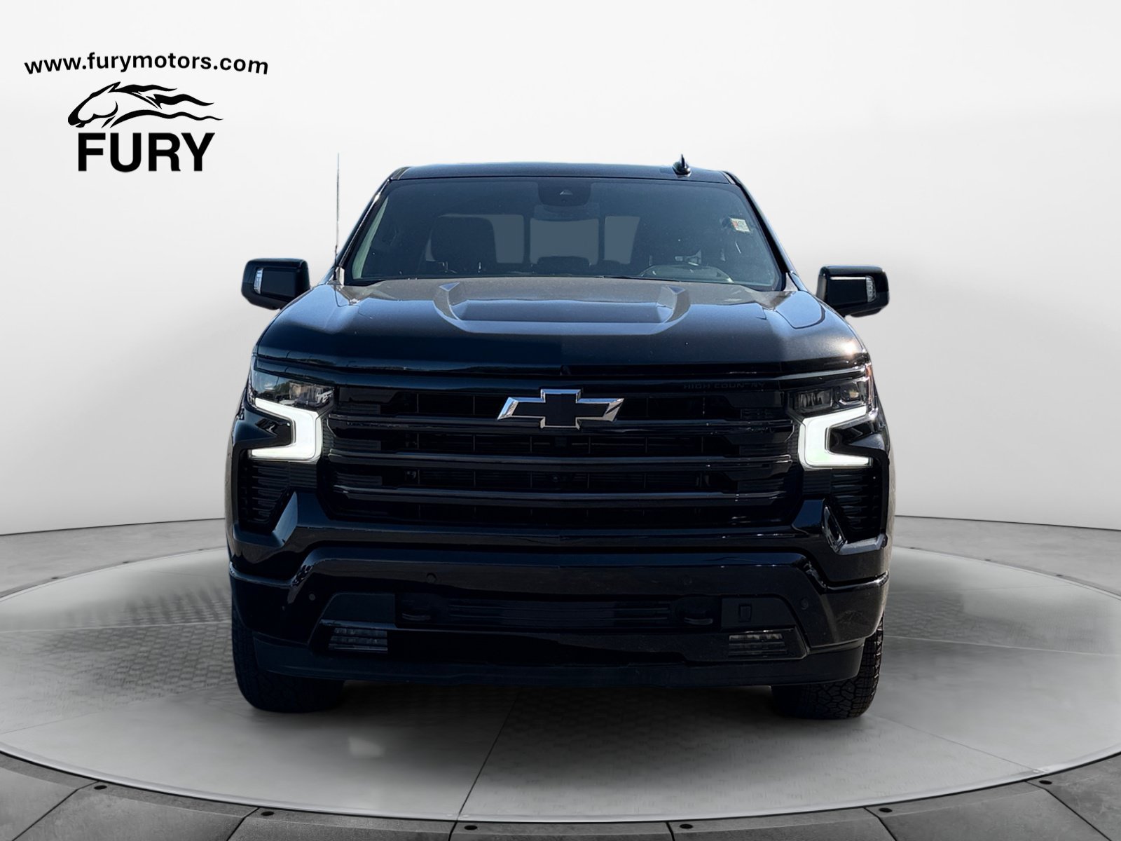 Used 2025 Chevrolet Silverado 1500 High Country w/ Midnight Edition AWD/4WD image 9