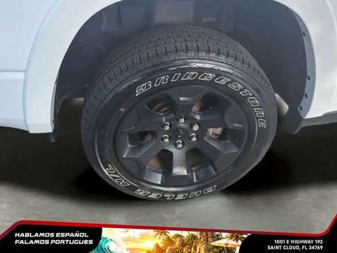 Used 2025 RAM 1500 Big Horn AWD/4WD image 13