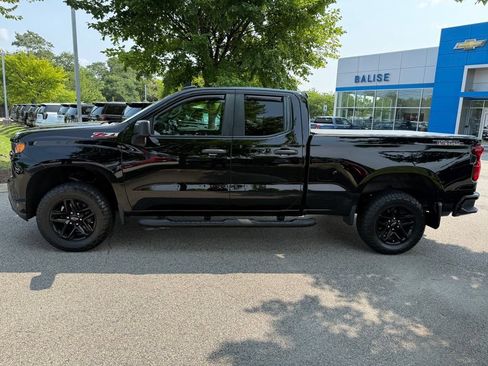 Used 2020 Chevrolet Silverado 1500 Custom Trail Boss w/ Custom Convenience Package AWD/4WD image 2
