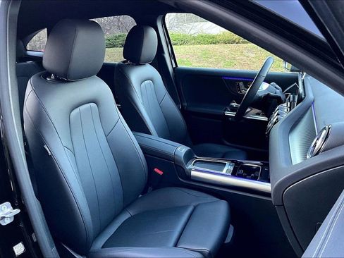 Used 2025 Mercedes-Benz GLA 250 4MATIC image 7