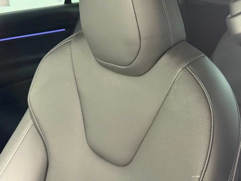 Used 2026 Tesla Model X Plaid AWD/4WD image 29