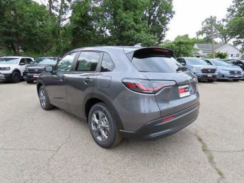 New 2026 Honda HR-V LX image 4
