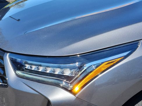 Used 2025 Acura RDX SH-AWD image 10