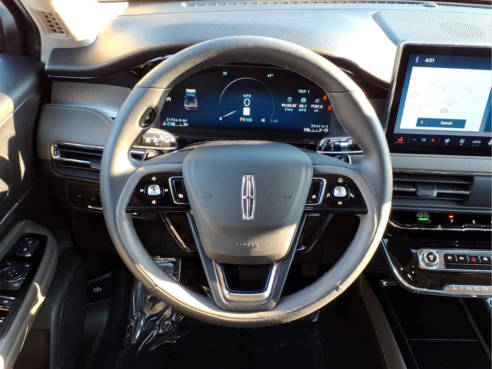 Used 2024 Lincoln Corsair FWD w/ Equipment Group 101A image 12