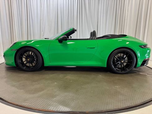 Used 2023 Porsche 911 Carrera GTS RWD image 2