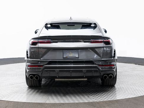 Used 2023 Lamborghini Urus Performante image 5