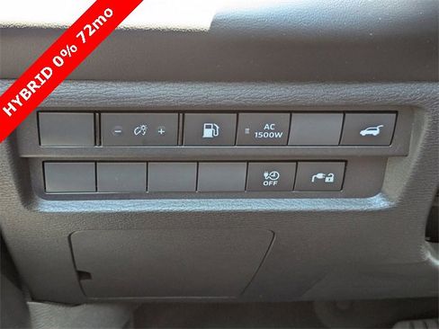 New 2025 Mitsubishi Outlander SEL image 27