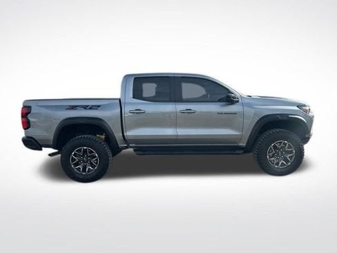 Used 2024 Chevrolet Colorado ZR2 w/ ZR2 Convenience Package III image 6