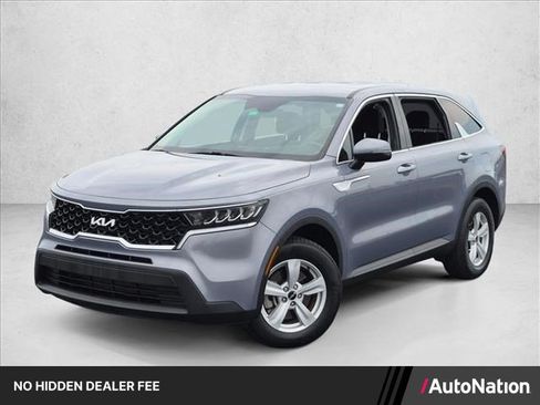 Used 2023 Kia Sorento LX FWD image 1