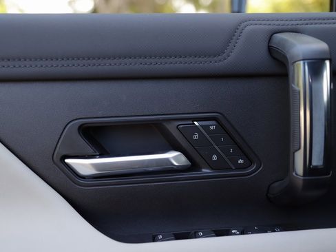 New 2026 GMC Hummer EV SUV image 32