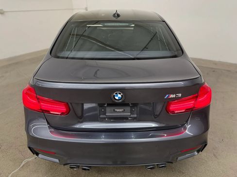 Used 2016 BMW M3 RWD image 11