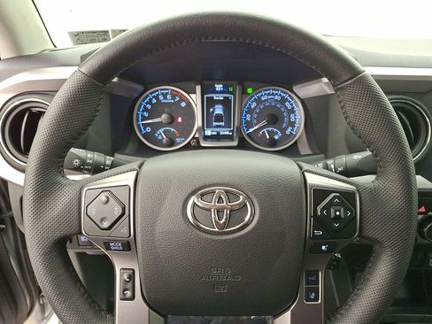 Certified 2023 Toyota Tacoma SR5 AWD/4WD image 16