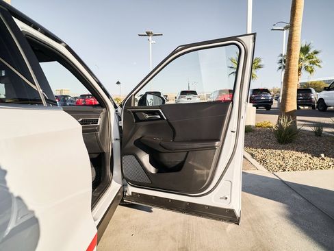 Used 2024 Mitsubishi Outlander Ralliart image 14