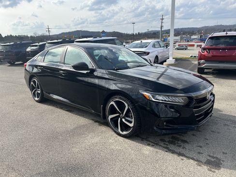 Certified 2021 Honda Accord Sport image 3