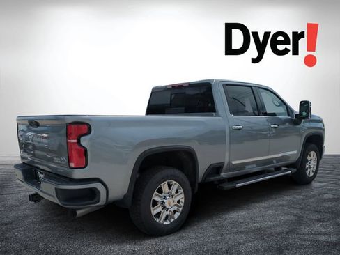 New 2026 Chevrolet Silverado 2500 High Country AWD/4WD image 3