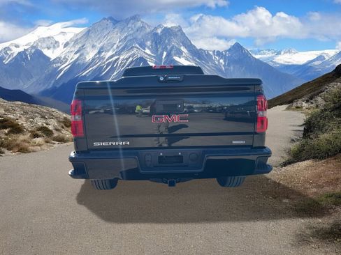 Used 2017 GMC Sierra 1500 4x4 Double Cab w/ Elevation Edition image 4