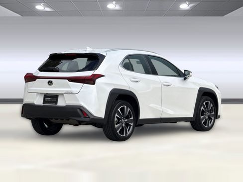 Certified 2025 Lexus UX 300h FWD image 9