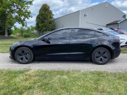 Used 2021 Tesla Model 3 Long Range AWD/4WD image 2