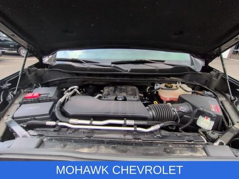 Used 2022 Chevrolet Silverado 1500 Custom Trail Boss AWD/4WD image 30