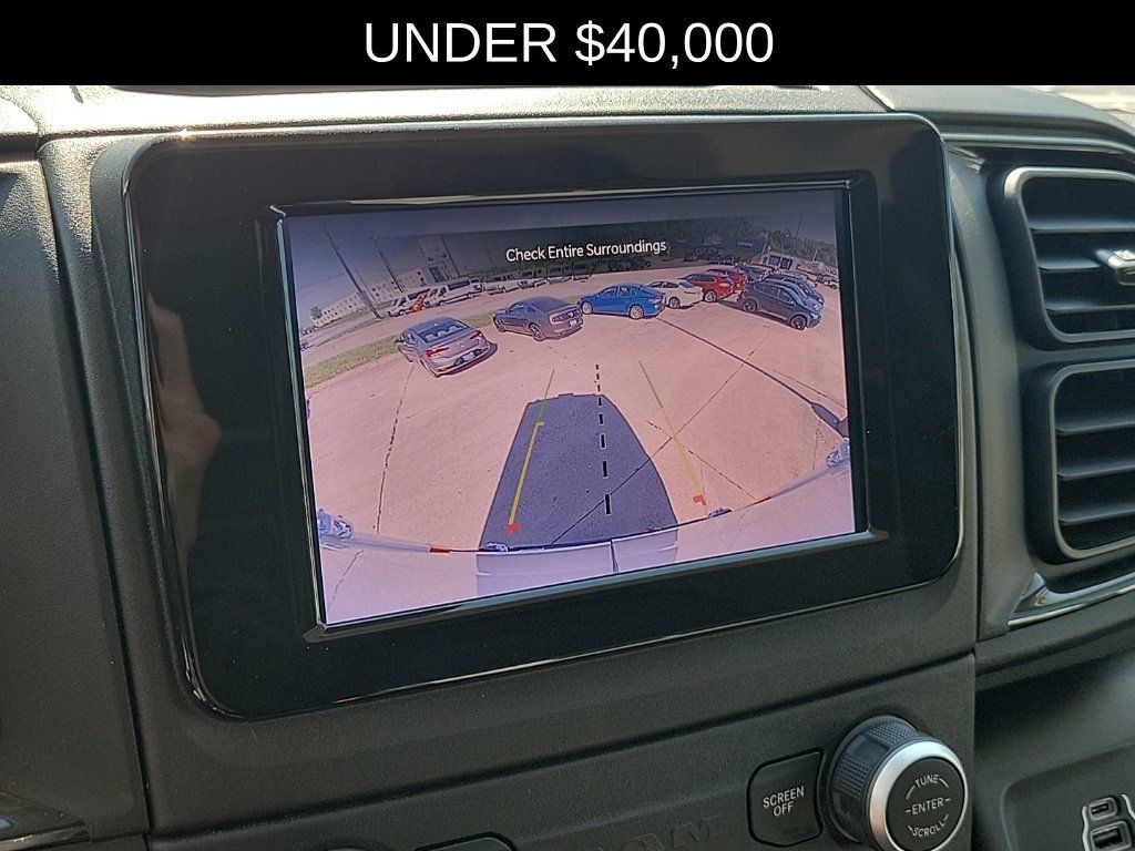 Used 2025 RAM ProMaster 2500 w/ Convenience Group FWD image 24