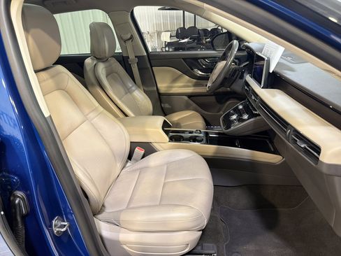 Used 2020 Lincoln Corsair Reserve w/ Elements Package image 12