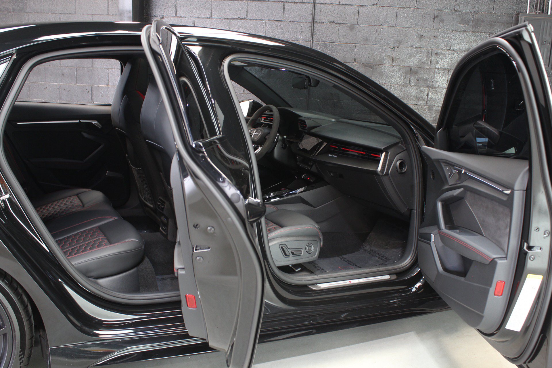 Used 2024 Audi RS 3 AWD/4WD image 28
