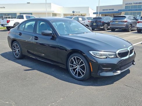 Used 2022 BMW 330i xDrive Sedan w/ Driving Assistance Package AWD/4WD image 3