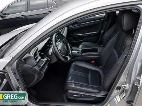 Used 2019 Honda Civic Sport Touring image 8