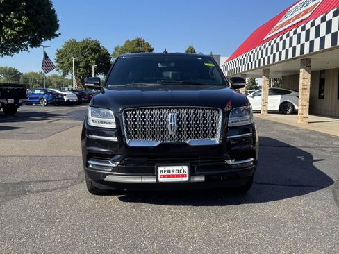 Used 2021 Lincoln Navigator L 4WD image 2