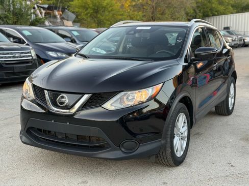 Used 2019 Nissan Rogue Sport SV image 3