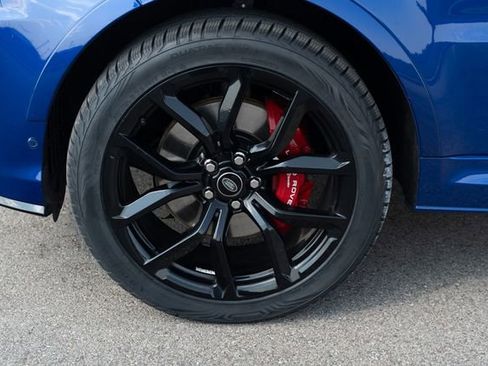 Used 2022 Land Rover Range Rover Sport SVR Carbon Edition image 10