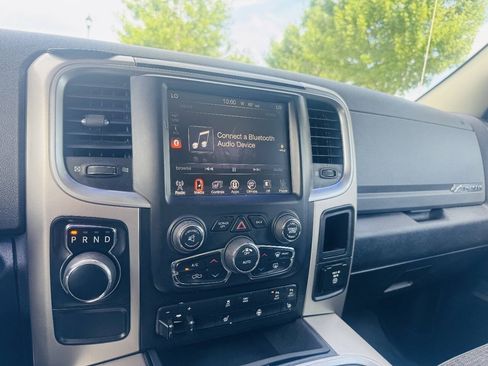Used 2017 RAM 1500 Big Horn RWD image 17