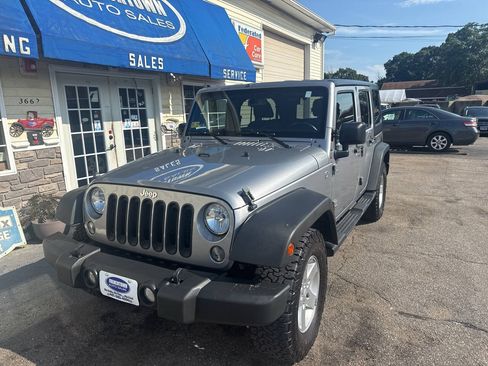 Used 2015 Jeep Wrangler Unlimited Sport w/ Quick Order Package 24S AWD/4WD image 8