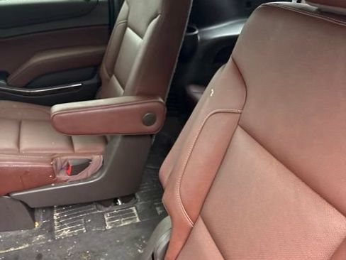 Used 2019 Chevrolet Suburban Premier AWD/4WD image 7