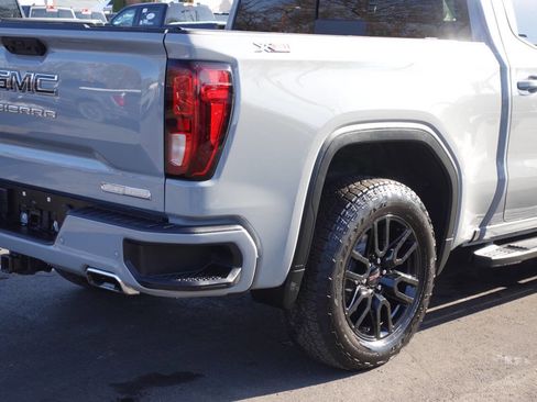 Used 2024 GMC Sierra 1500 Elevation w/ Elevation Premium Package image 11