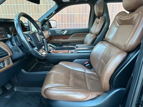 Used 2023 Lincoln Navigator L Reserve image 26