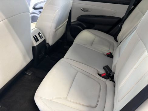 Used 2025 Hyundai Tucson SEL AWD/4WD image 17