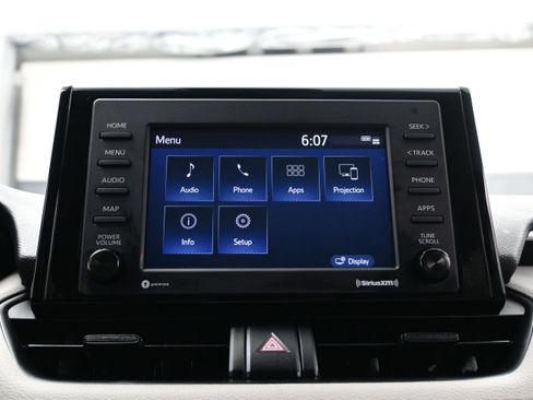 Used 2022 Toyota RAV4 XLE w/ Convenience Package AWD/4WD image 20