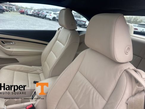 Used 2015 Volkswagen Eos Executive image 9