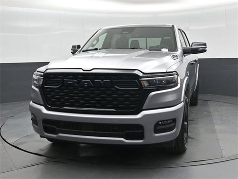 New 2026 RAM 1500 4x4 Crew Cab image 8