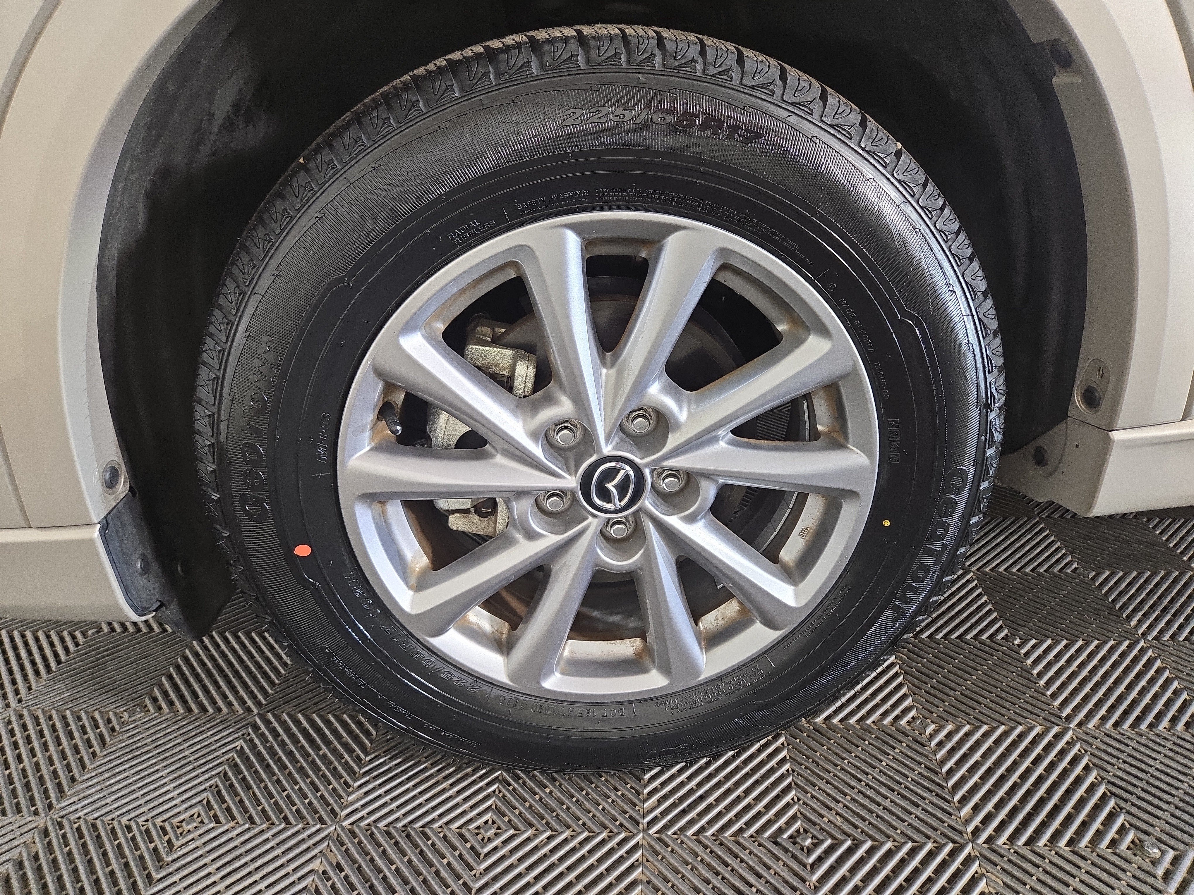 Certified 2025 MAZDA CX-5 AWD 2.5 S w/ Select Package image 32