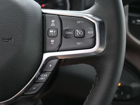 New 2026 RAM 2500 Big Horn AWD/4WD image 21