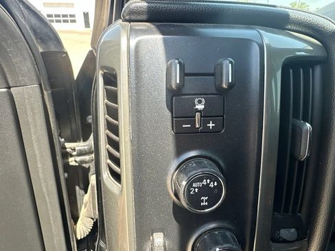 Used 2017 Chevrolet Silverado 1500 High Country AWD/4WD image 13
